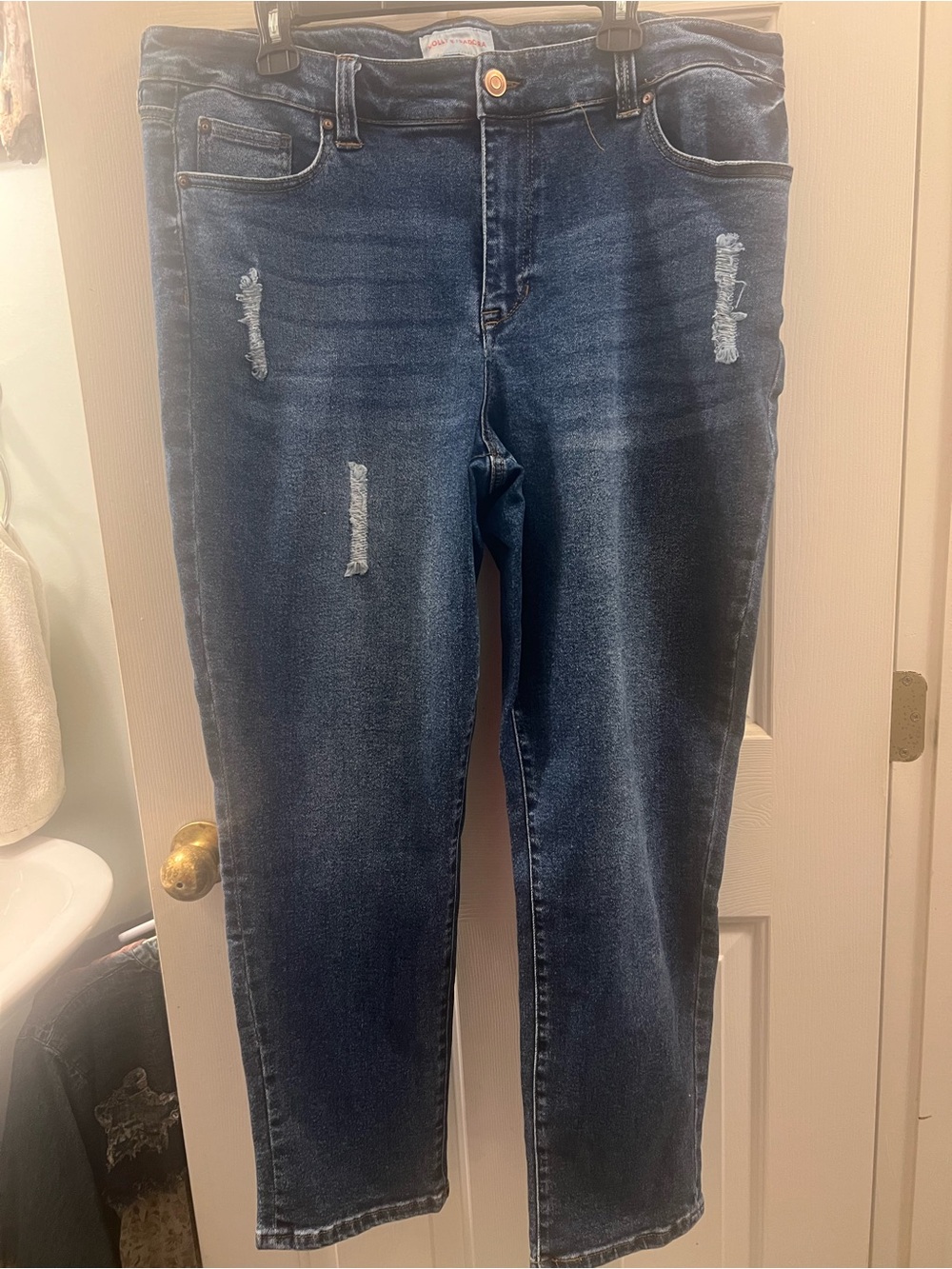 Women’s Skinny Distressed Dark Blue Jeans